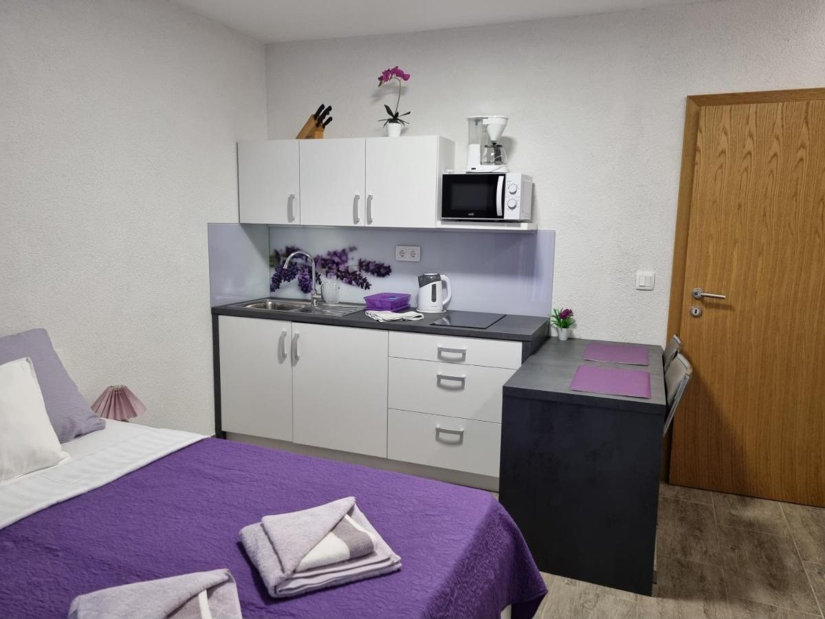 Apartmani Zganec บัชกา ภายนอก รูปภาพ
