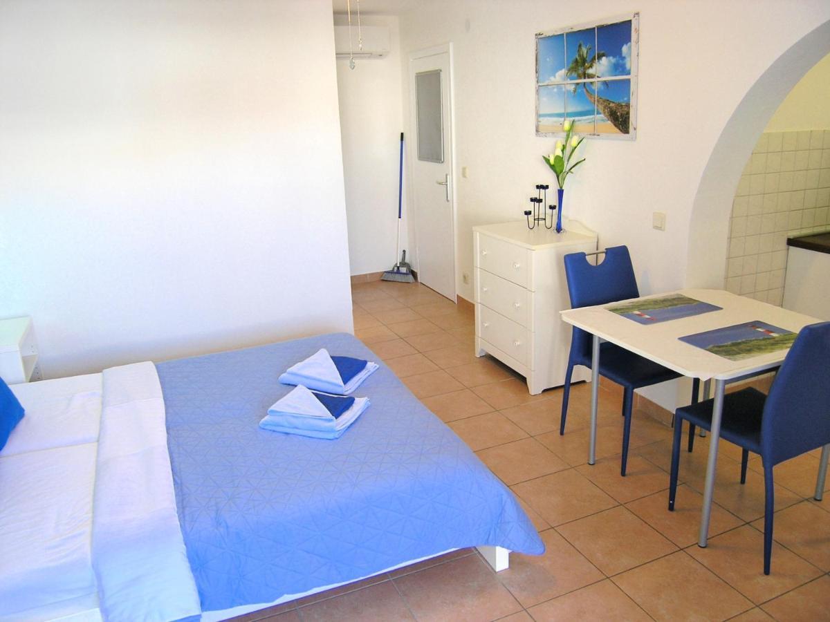 Apartmani Zganec บัชกา ภายนอก รูปภาพ
