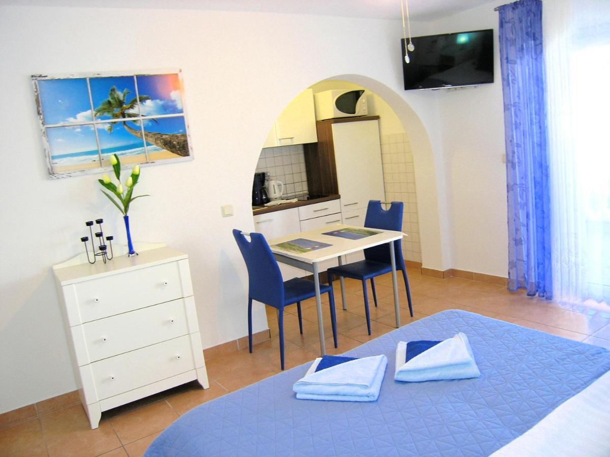Apartmani Zganec บัชกา ภายนอก รูปภาพ