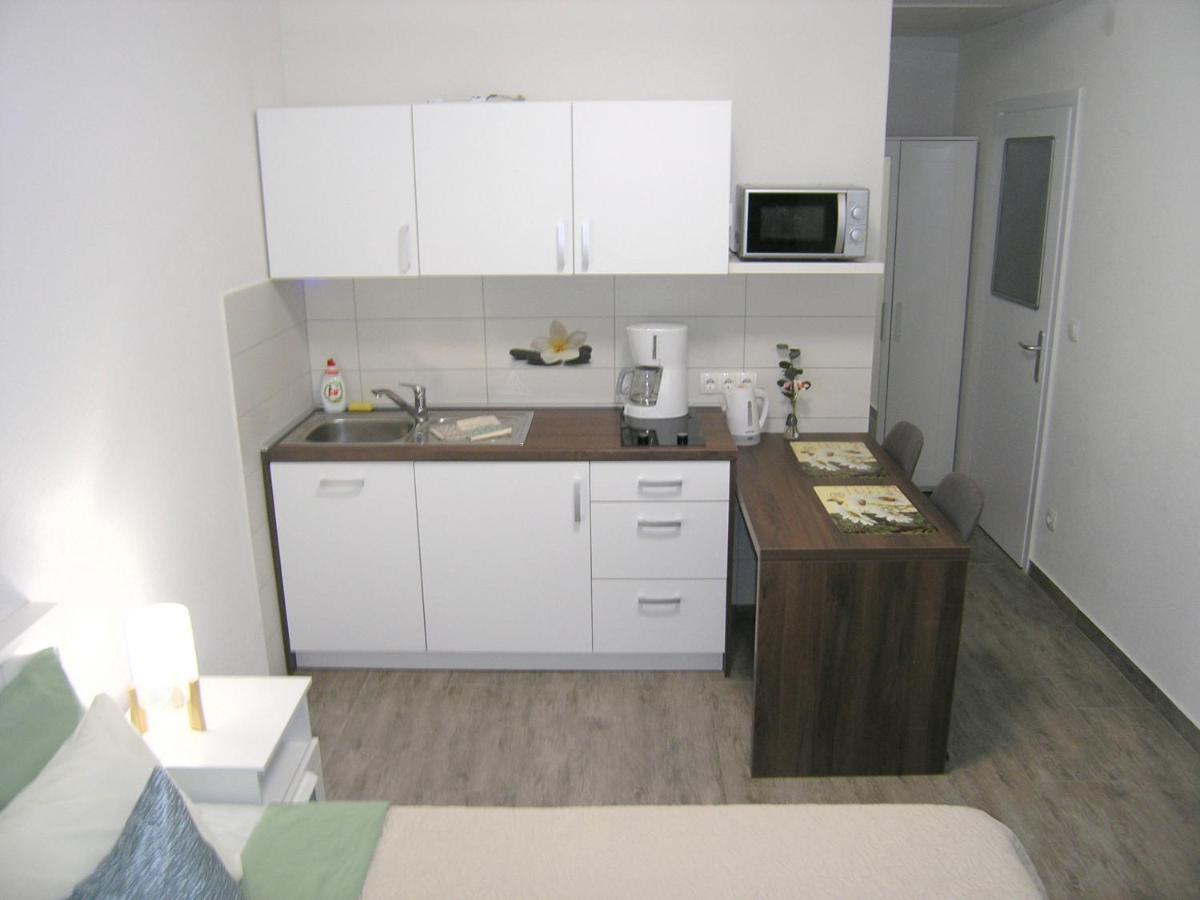 Apartmani Zganec บัชกา ภายนอก รูปภาพ