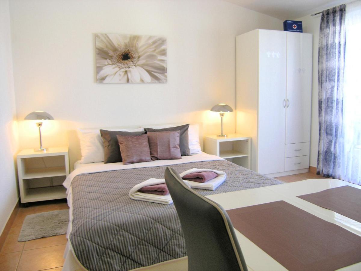 Apartmani Zganec บัชกา ภายนอก รูปภาพ