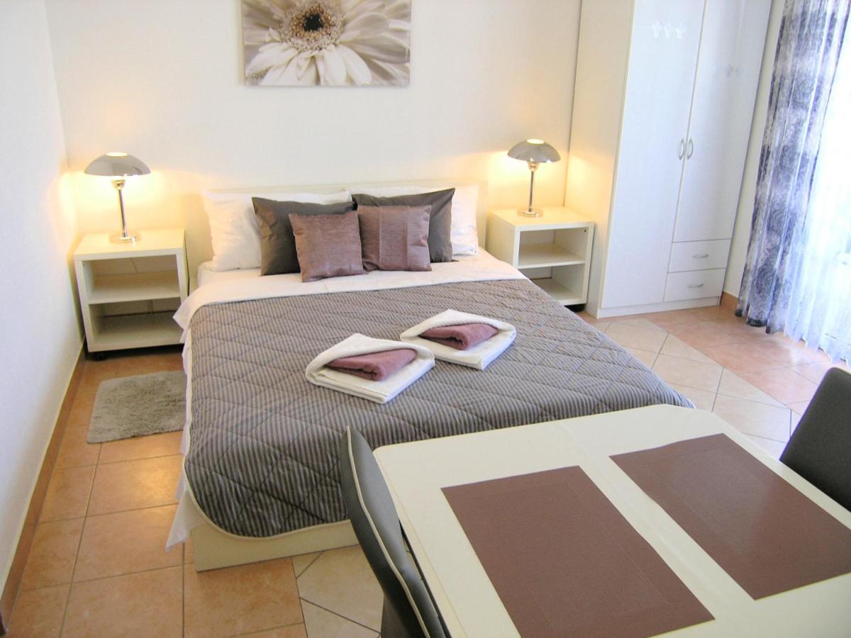 Apartmani Zganec บัชกา ภายนอก รูปภาพ